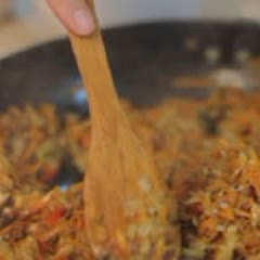 Cách làm bánh gối nhân nấm chay