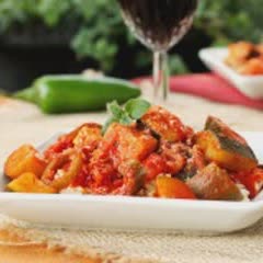 Cách nấu Bí ngòi xào sốt cà chua