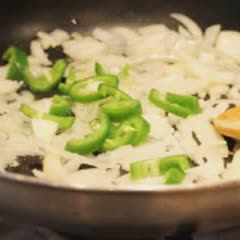 Cách nấu Bí ngòi xào sốt cà chua