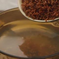 Cách Làm Cơm Gạo Lứt Thập Cẩm Gói Lá Sen Bổ Dưỡng