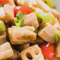 Cách làm củ sen xào ớt chuông