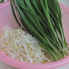 Cách làm hẹ xào giá đỗ