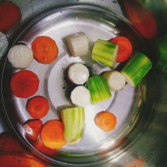 Cách làm Hoành Thánh Chay thanh đạm, nhân đậu hũ và rau củ