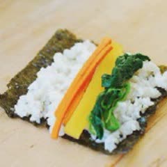 Cách làm Kimbap mini
