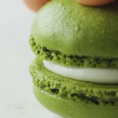 Cách làm Macaron Matcha 