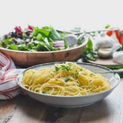 Cách làm Spaghetti Aglio e Olio