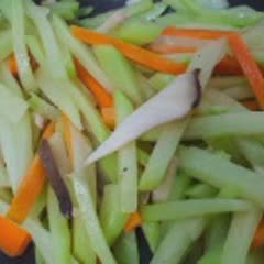 Cách Làm Su Su Xào Nấm Cà Rốt | Đơn Giản Hấp Dẫn