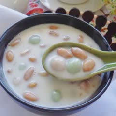Cách Làm Chè Đậu Phộng Khoai Môn Hấp Dẫn Thơm Ngon