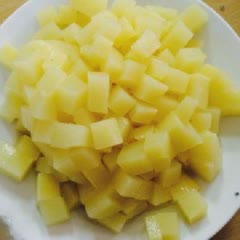 Cách làm Chè Đậu Xanh Bột Báng cùng nước cốt dừa và hạt é