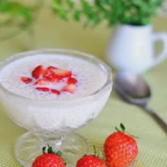 Cách Làm Chè Bột Báng Dâu Tây Thơm Ngon Đơn Giản