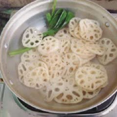 che-cu-sen-nhan-nhuc-sSO0vb3xiu2XQJi5X3TS