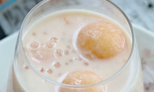 Cách làm chè dưa lưới nước cốt dừa