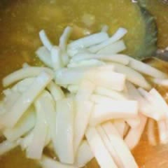Cách làm chè khoai môn dừa non