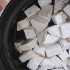 Cách làm Chè khoai môn nấu gừng