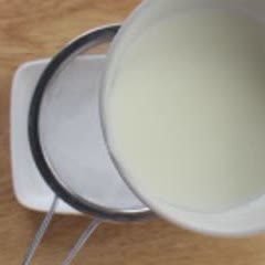 Cách Nấu Chè Khúc Bạch Hai Màu
