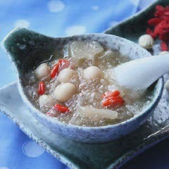 Cách Nấu Chè Nấm Tuyết Hạt Sen Thanh Nhiệt Cơ Thế