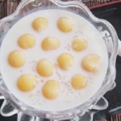 Cách làm Chè Sữa Dưa Vàng và bột báng, ngon cực đỉnh