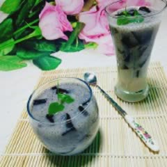 Cách làm chè sương sáo hột é ngọt thơm, mát rượi ngày hè