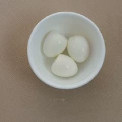 Cách làm chè trứng đường nâu nhãn nhục