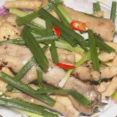 Cách làm chân gà hấp hành thơm ngon