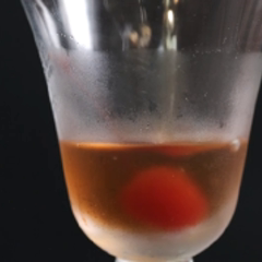 Cách pha Classic Manhattan Cocktail thơm ngon, hấp dẫn 