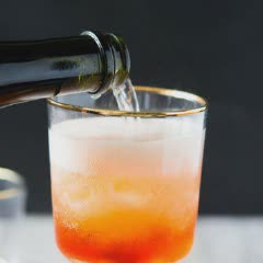 Cách pha Cocktail cam rượu Aperol