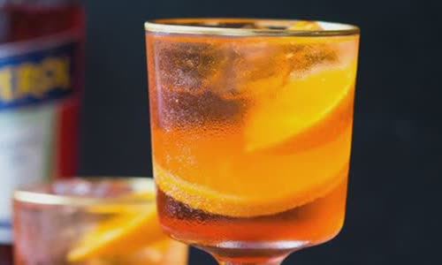 Cách pha Cocktail cam rượu Aperol