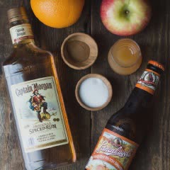 Cách pha cocktail cam táo hấp dẫn