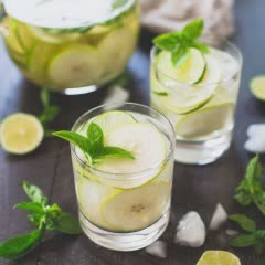 Cách làm Cocktail lê chanh