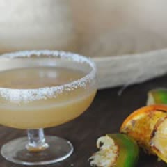 Cách làm cocktail margarita hoa quả nướng