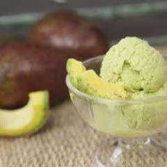 Cách làm kem bơ bằng máy xay sinh tố