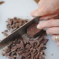 Cách Làm Kem Chocolate Chuối Mát Lạnh Thơm Ngon