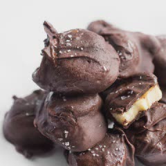 Cách làm Kem chocolate phủ chuối