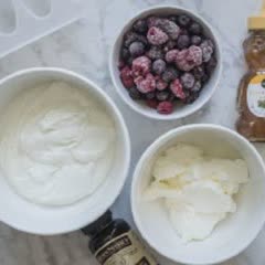 Cách làm Kem que việt quất sữa chua