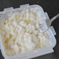 Cách Làm Kem Sữa Chua Phô Mai Thơm Ngon Hấp Dẫn
