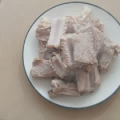 Cách làm sườn heo rim mặn ngọt cay thơm