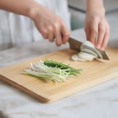 Cách làm thịt ba chỉ rim cay kiểu Hàn Quốc
