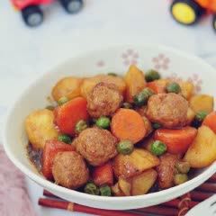 Cách làm Thịt Viên Om Rau Củ giàu chất xơ bổ dưỡng cho trẻ
