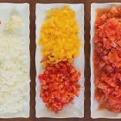 Cách Làm Shakshouka - Trứng Chần Sốt Cà Thơm Ngon