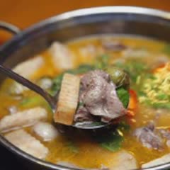 Cách Làm Vịt Om Sấu Thơm Ngon Đậm Đà Hương Vị Hà Nội 