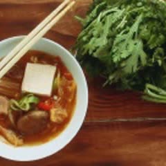Cách Nấu Lẩu Kim Chi Ngon Chua Cay Ngon Đúng Điệu