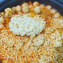 Cách Làm Mì Cay Siêu Tốc Ngon Miệng Dễ Làm Tại Nhà