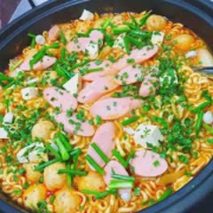 Cách Làm Mì Cay Siêu Tốc Ngon Miệng Dễ Làm Tại Nhà