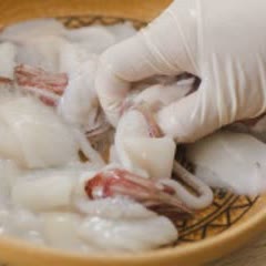 Cách Làm Mực Nhúng Chua Cay Ngon Miệng Ngày Mưa