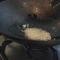 Hủ tiếu xào rau củ cay