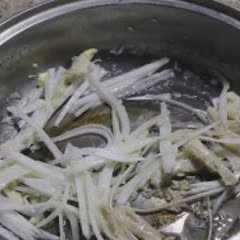 Cách làm Miến Hàn Quốc xào rau củ