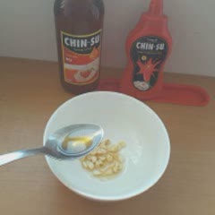 Cách làm Cá Hố Chiên Tỏi Mè và nước mắm tương ớt Chin-su