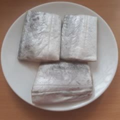 Cách làm Cá Hố Chiên Tỏi Mè và nước mắm tương ớt Chin-su