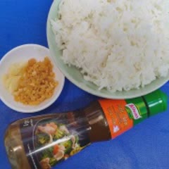 Cách Làm Cơm Chiên Củ Tỏi Đổi Vị Cho Gia Đình