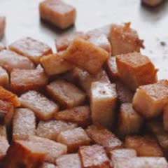 Cách làm Cơm chiên thơm thịt hộp